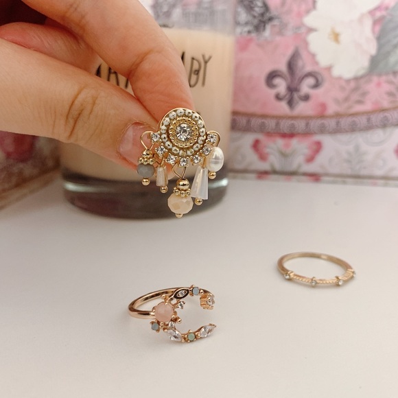 SALE💕 Mini Chandelier Earrings 🌟 - Picture 5 of 6